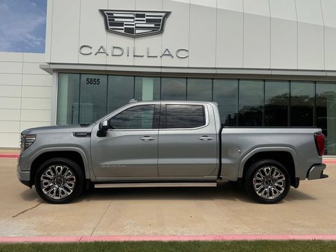 Used 2025 GMC Sierra 1500 Denali Ultimate AWD/4WD image 2
