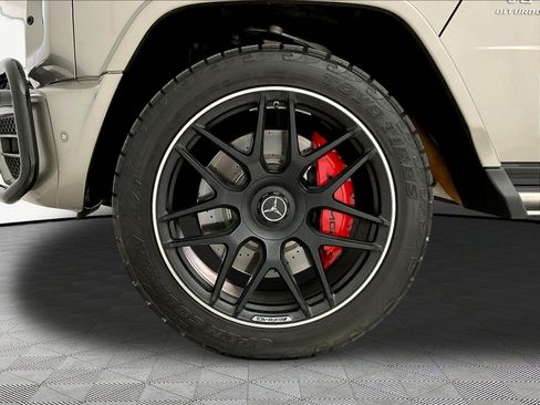 Certified 2021 Mercedes-Benz G 63 AMG 4MATIC w/ Seat Comfort Package image 34
