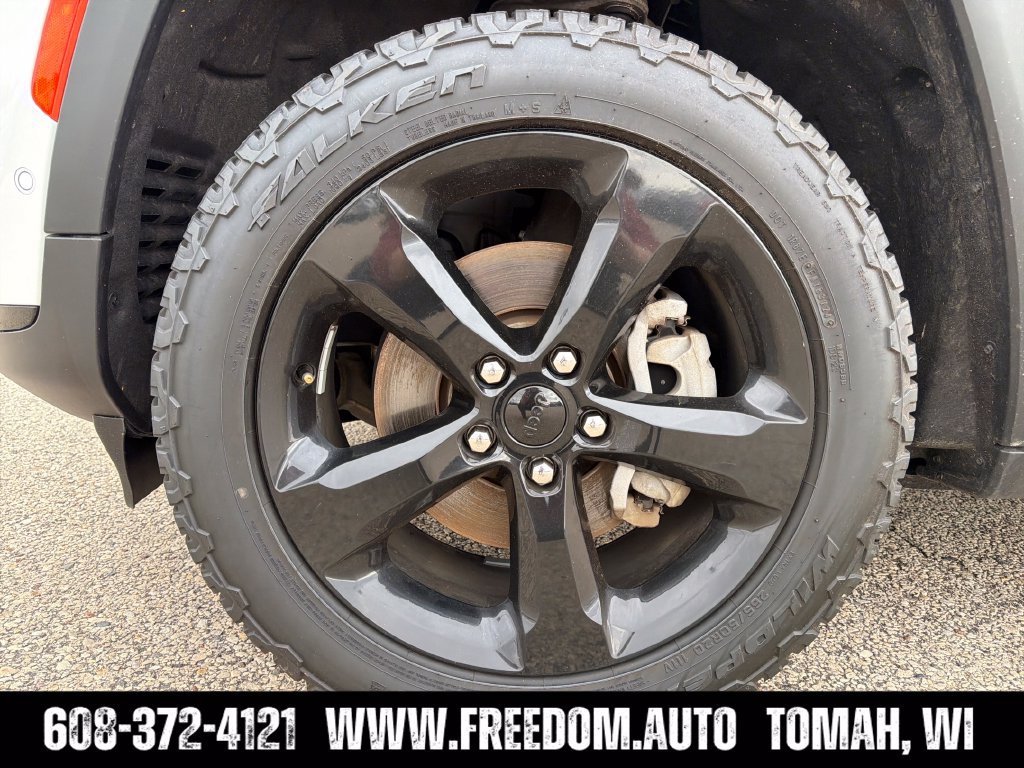 Used 2023 Jeep Grand Cherokee L Limited w/ Luxury Tech Group II AWD/4WD image 13