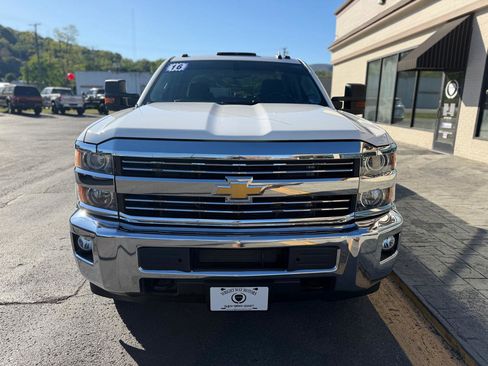 Used 2016 Chevrolet Silverado 3500 LT w/ LT Convenience Package AWD/4WD image 7