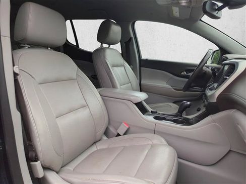 Used 2017 GMC Acadia SLT FWD image 29
