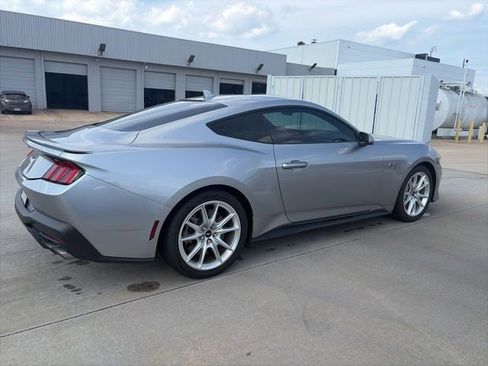 Used 2024 Ford Mustang GT Premium RWD image 5