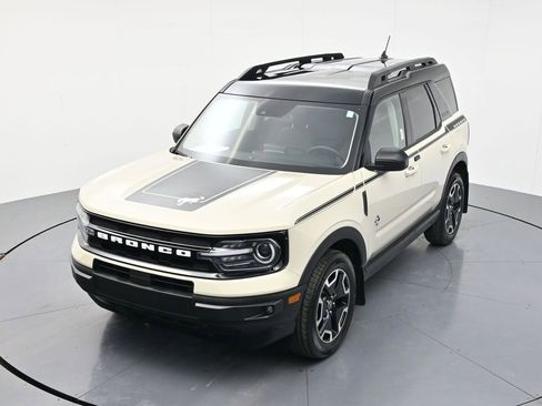 Used 2024 Ford Bronco Sport Outer Banks w/ Tech Package AWD/4WD image 37