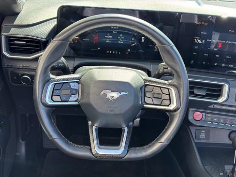 Used 2025 Ford Mustang Premium RWD image 35