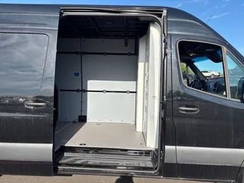 Used 2024 Mercedes-Benz Sprinter 2500 image 10