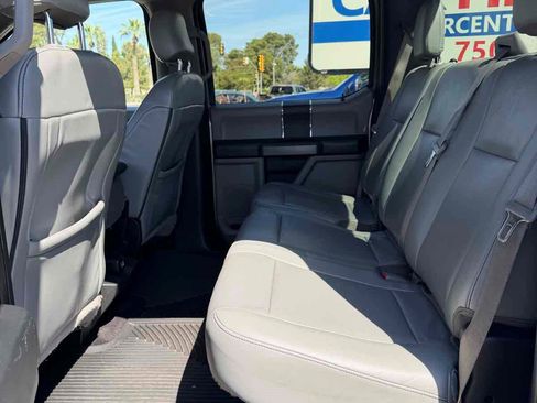 Used 2016 Ford F150 XLT AWD/4WD image 16