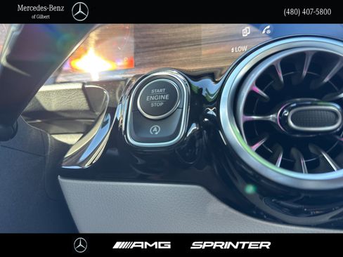 Certified 2025 Mercedes-Benz GLA 250 image 24