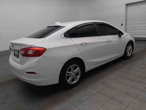 Used 2016 Chevrolet Cruze LT image 10