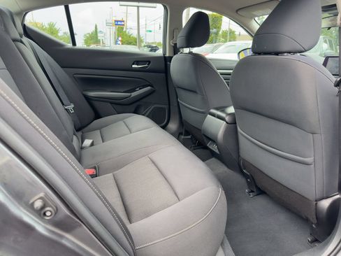 Used 2021 Nissan Altima 2.5 SV FWD image 11