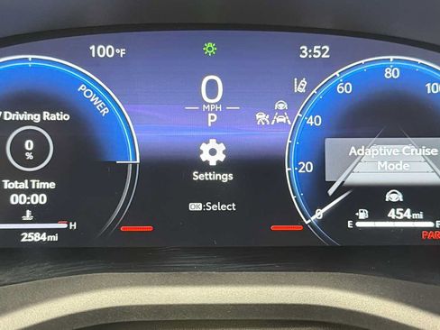 Used 2026 Toyota Camry XLE AWD/4WD image 17