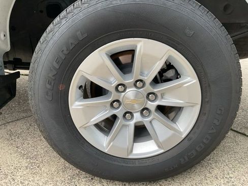 Used 2022 Chevrolet Silverado 1500 W/T image 12