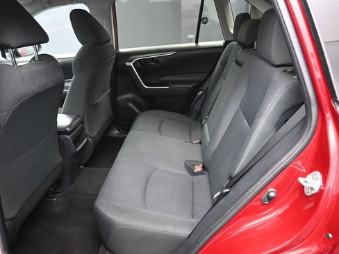 Certified 2020 Toyota RAV4 LE w/ All Weather Liner Package image 20