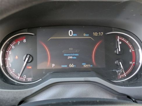 Used 2024 Toyota RAV4 LE image 22