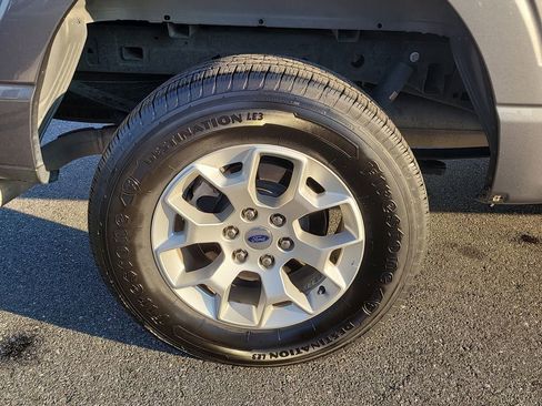 Used 2023 Ford F150 XLT image 5