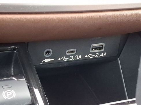 Used 2023 Subaru Outback Touring XT AWD/4WD image 28