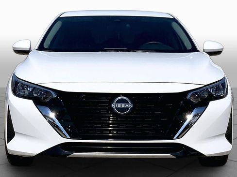 Used 2025 Nissan Sentra S FWD image 4