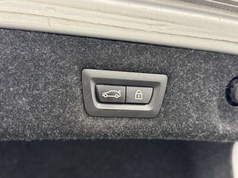 Used 2019 BMW 530i xDrive w/ Convenience Package AWD/4WD image 23
