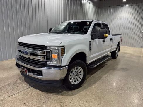 Used 2018 Ford F250 XL w/ STX Appearance Package AWD/4WD image 1