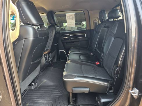 Used 2022 RAM 2500 Laramie AWD/4WD image 6