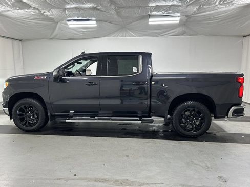Certified 2023 Chevrolet Silverado 1500 LTZ w/ LTZ Premium Package AWD/4WD image 6
