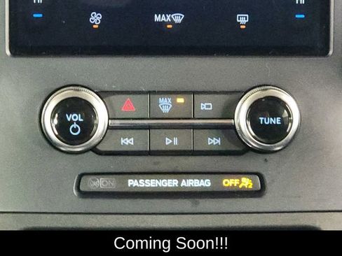 Used 2023 Ford Edge SE w/ Black Appearance Package image 22