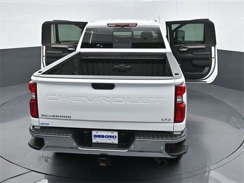 Used 2024 Chevrolet Silverado 2500 LTZ w/ LTZ Plus Package image 59