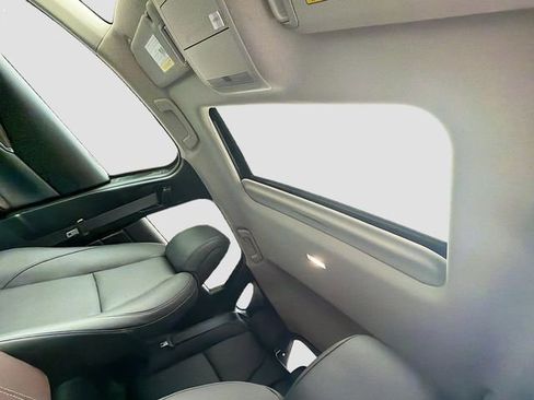 Certified 2025 MAZDA CX-30 AWD 2.5 S w/ Premium Package image 25