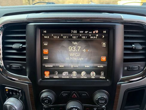 Used 2014 RAM 1500 Laramie w/ Convenience Group image 22