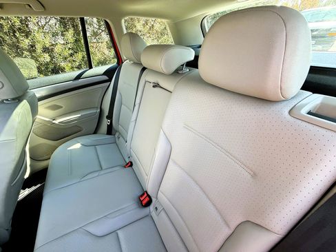 Used 2015 Volkswagen Golf SEL image 40