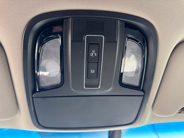 Used 2020 Kia Sorento S FWD image 16