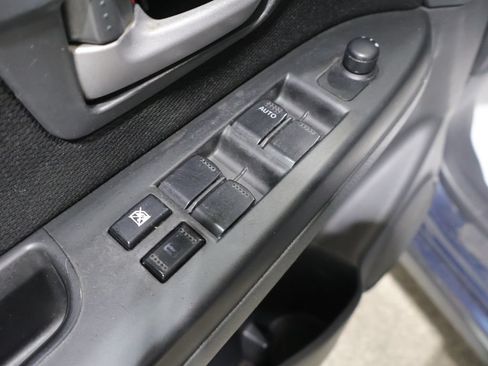 Used 2010 Suzuki SX4 AWD Hatchback image 12