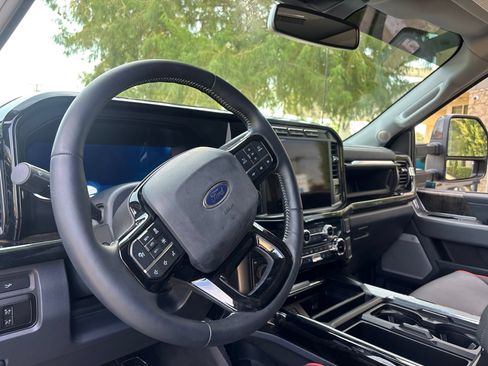 Used 2024 Ford F250 Lariat w/ Lariat Ultimate Package AWD/4WD image 6