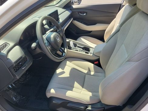Certified 2025 Honda Accord LX image 17