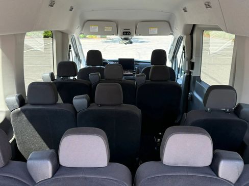 Used 2024 Ford Transit 350 XLT RWD image 27