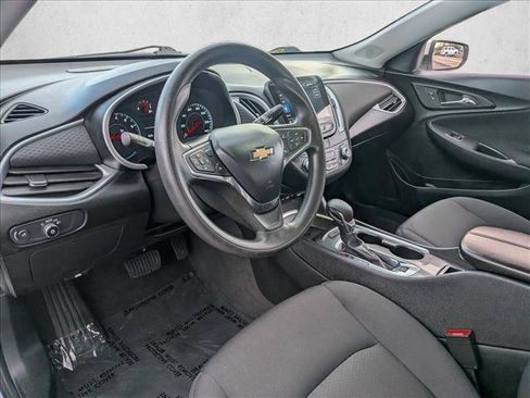 Used 2024 Chevrolet Malibu LT FWD image 12