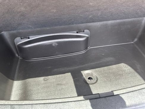 Used 2022 Dodge Durango SXT w/ Anodized Platinum Package RWD image 12