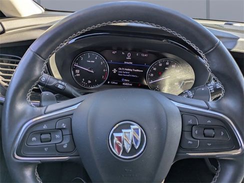 Used 2023 Buick Envision Essence image 29