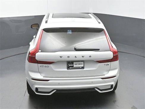 Used 2025 Volvo XC60 T8 Ultra w/ Protection Package Premier image 46