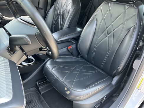Used 2022 Ford Mustang Mach-E Select RWD image 18