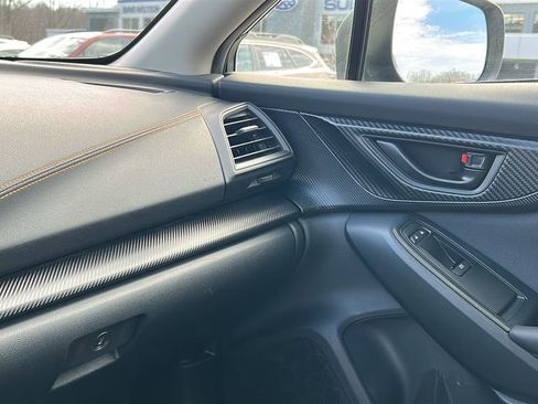 Used 2021 Subaru Crosstrek 2.0i Premium image 19