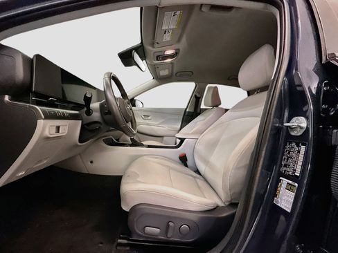 Used 2025 Hyundai Kona SEL AWD/4WD image 13