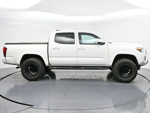 Used 2023 Toyota Tacoma SR image 8