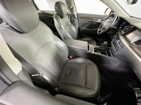 Used 2015 Hyundai Genesis 3.8 w/ Option Group 02 image 27