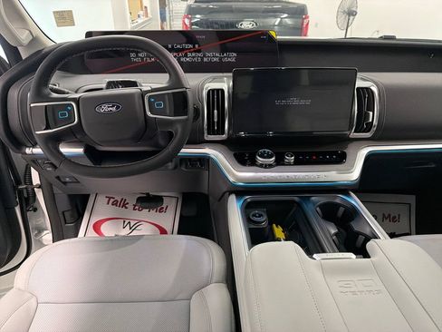 New 2027 Ford Expedition Max Platinum AWD/4WD image 14