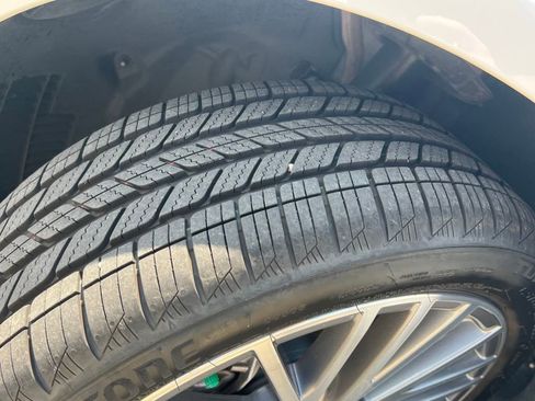 Certified 2025 Mercedes-Benz CLA 250 4MATIC image 29