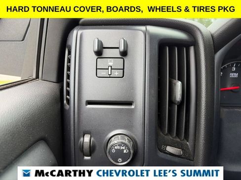 Used 2018 Chevrolet Silverado 1500 W/T w/ WT Convenience Package AWD/4WD image 9