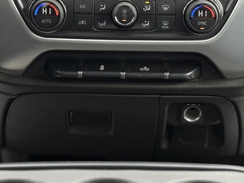 Used 2016 GMC Sierra 3500 SLE w/ SLE Preferred Package image 20