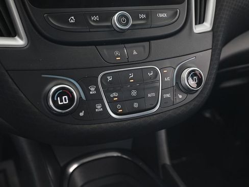 Used 2024 Chevrolet Malibu LT FWD image 33