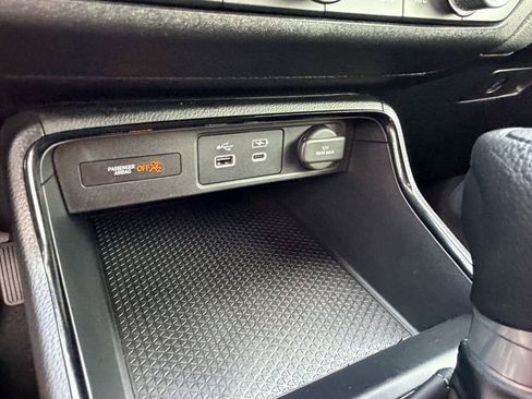 Used 2025 Honda CR-V EX image 25