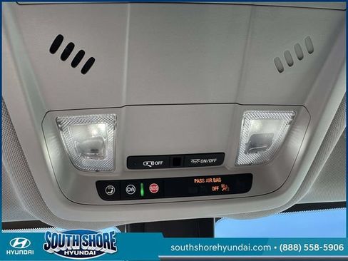 Used 2023 Chevrolet Equinox LS AWD/4WD image 36
